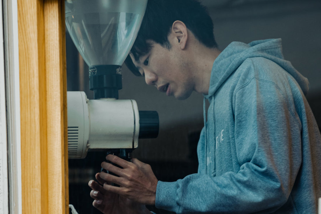 LIGHT UP COFFEE(ライトアップコーヒー)川野優馬氏
